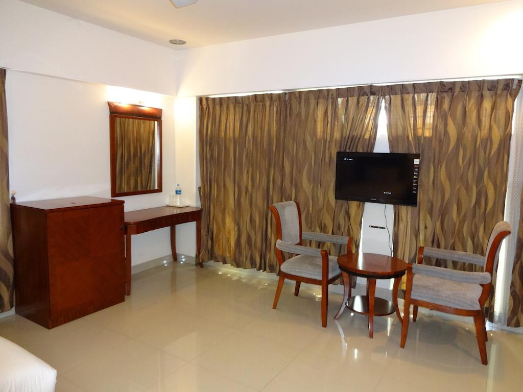 Kunnathan Residency Kochi Room photo